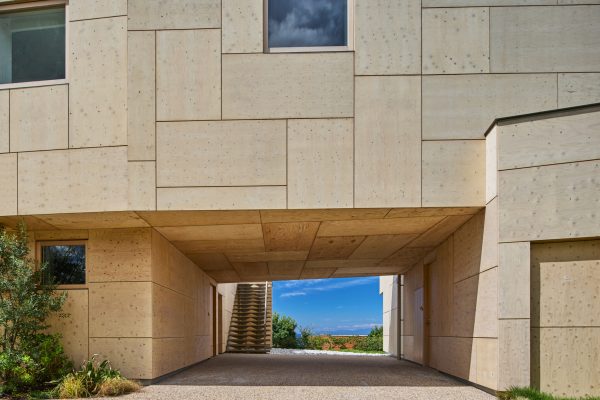 GFC Awajishima Grandesia – de Class Wood Villa (© Kawasumi・Kobayashi Kenji Photograph Office)