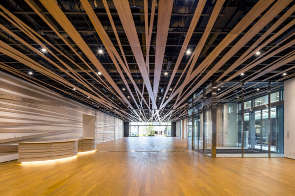 Moriyama City Hall (© Kawasumi・Kobayashi Kenji Photograph Office)