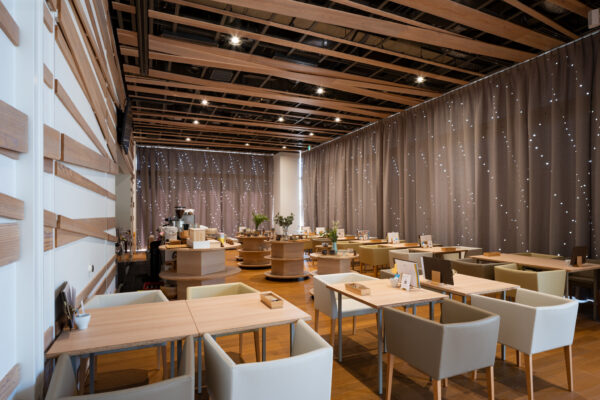 Moriyama City Hall (© Kawasumi・Kobayashi Kenji Photograph Office)