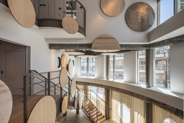 Shibuya SCC Sendagaya Community Center・Harajyuku Kindergarden (© Kawasumi・Kobayashi Kenji Photograph Office)