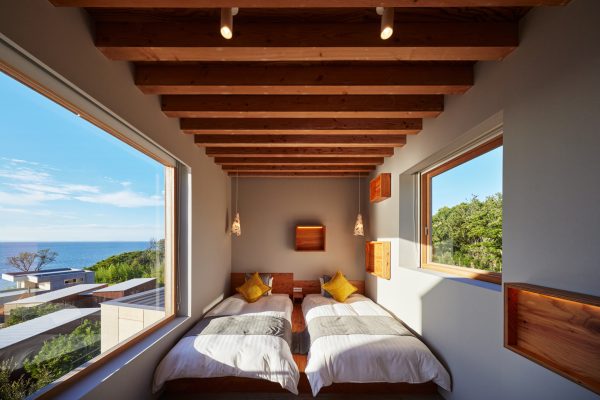 GFC Awajishima Grandesia – de Class Wood Villa (© Kawasumi・Kobayashi Kenji Photograph Office)
