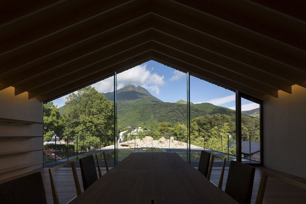 Comico Art Museum Yufuin | ©Mitsumasa Fujitsuka