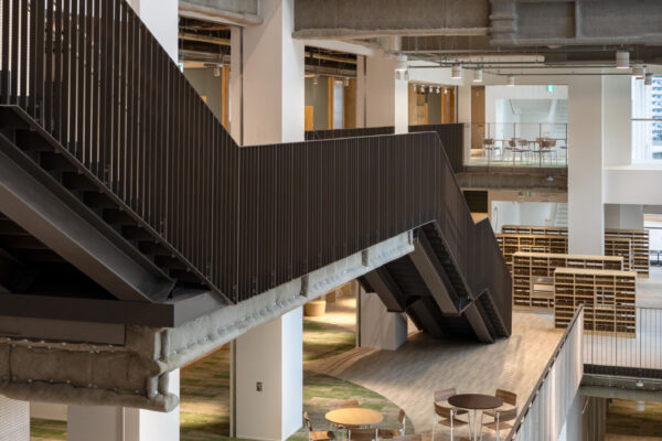 Nozomigaoka Elementary School and Junior High School (© Kawasumi・Kobayashi Kenji Photograph Office)