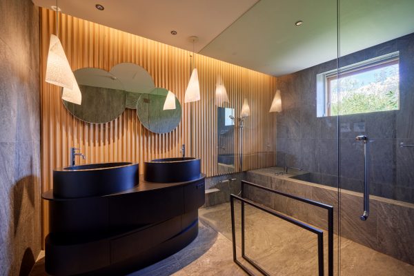 GFC Awajishima Grandesia – de Class Wood Villa (© Kawasumi・Kobayashi Kenji Photograph Office)