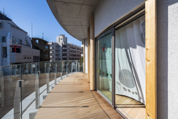 Shibuya SCC Sendagaya Community Center・Harajyuku Kindergarden (© Kawasumi・Kobayashi Kenji Photograph Office)
