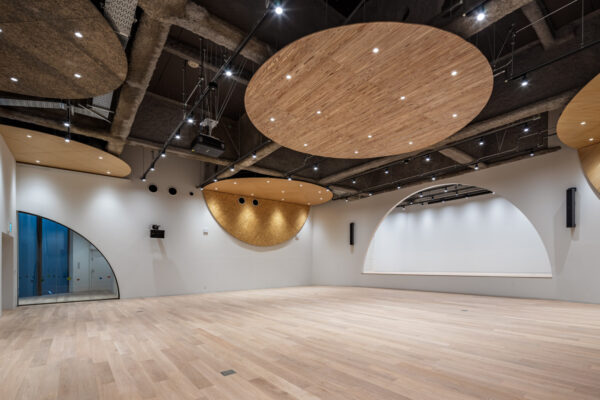 Shibuya SCC Sendagaya Community Center・Harajyuku Kindergarden (© Kawasumi・Kobayashi Kenji Photograph Office)