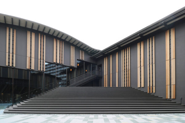 Tokai City Forest of Creation Exchange Center (©Kengo Kuma & Associates)
