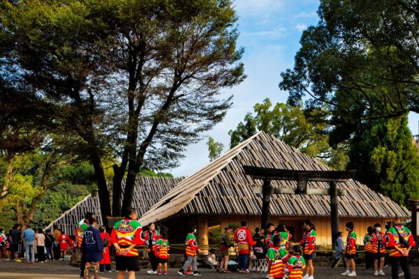Aoi Aso Shrine / National Treasure Memorial Hall (© Masaki Hamada (kkpo))