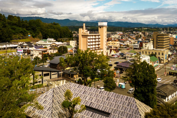 Aoi Aso Shrine / National Treasure Memorial Hall (© Masaki Hamada (kkpo))