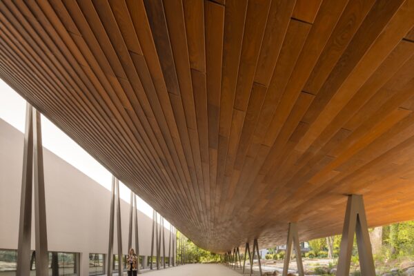 Engawa – Calouste Gulbenkian Foundation Southern Apex (© Fernando Guerra)