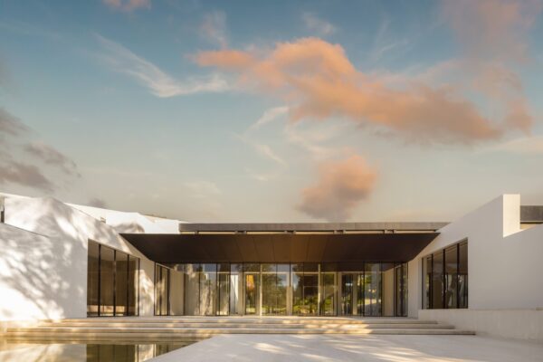Engawa – Calouste Gulbenkian Foundation Southern Apex (© Fernando Guerra)