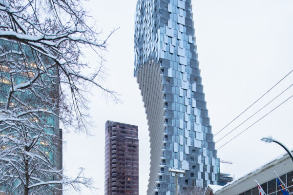 1550 Alberni Street Tower (© George Handford)
