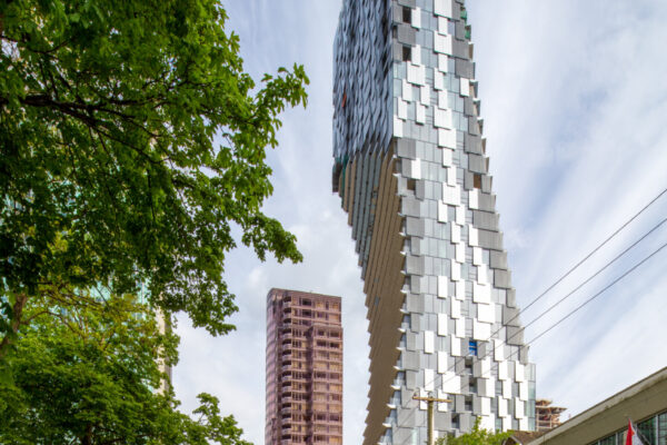 1550 Alberni Street Tower (© George Handford)