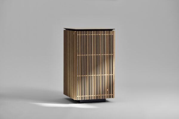 SHARP Plasmacluster Air Purifier  (© SHARP)